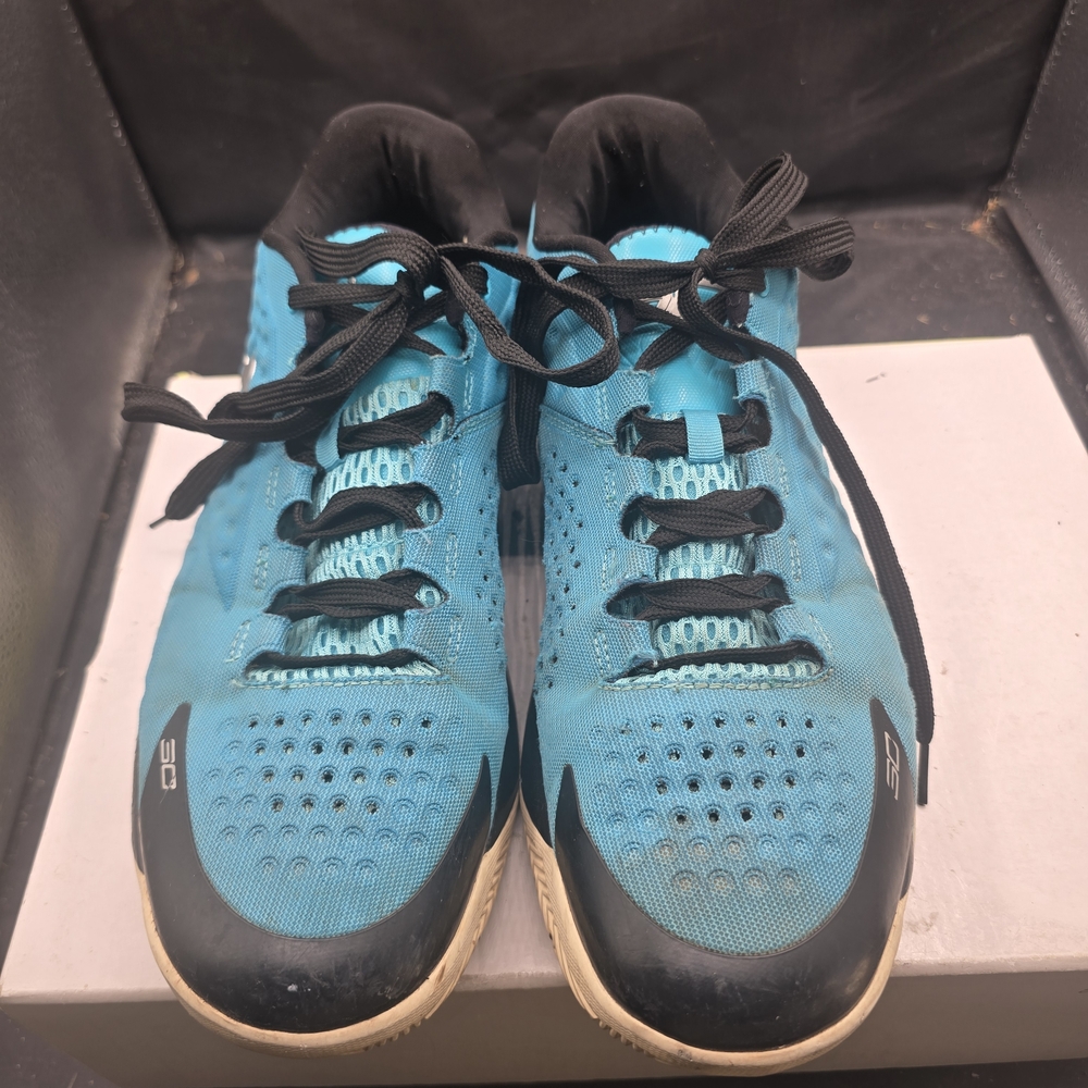Under Armour Blue and Black Athletic‎ Shoes